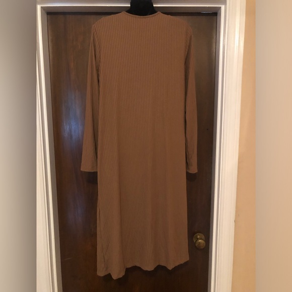 Green Envelope Cardigan Set - Size M - Picture 2 of 6